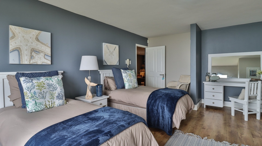 6 Bedroom Property for Sale in Moquini Coastal Estate Western Cape